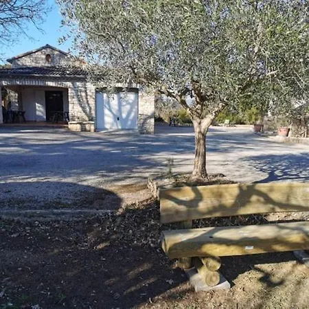 Le Petit Vialto Casa de Férias Grospierres